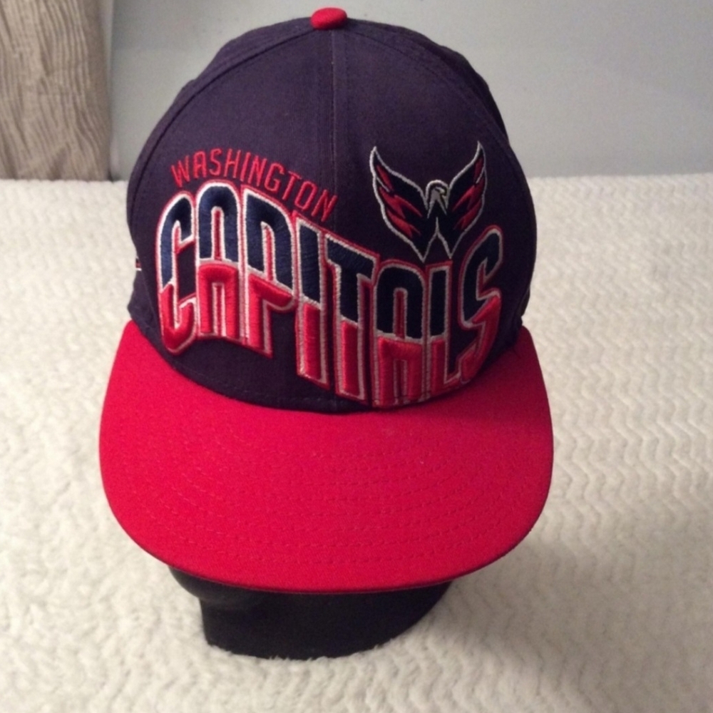 New Era 9Fifty Blue Red NHL Eastern Conference Washington Capitals Snap Back